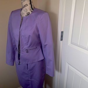 Beautiful Professional Calvin Klein Skirt Suit